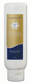Youngevity® Rich Bon Soleil™ Sunscreen is a hydrating formulation that works as an important and convenient daily sun block, complete with aloe vera, shea butter, avocado, jojoba oil and colloidal minerals to help nourish, protect and revitalize your skin.